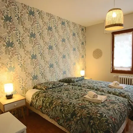 T2 55 M2 Et Garage Apartamento