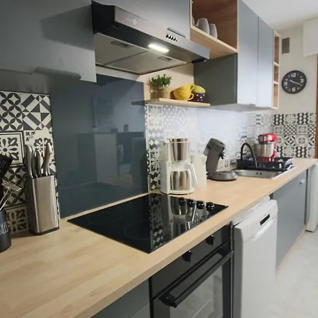 Apartment T2 55 M2 Et Garage