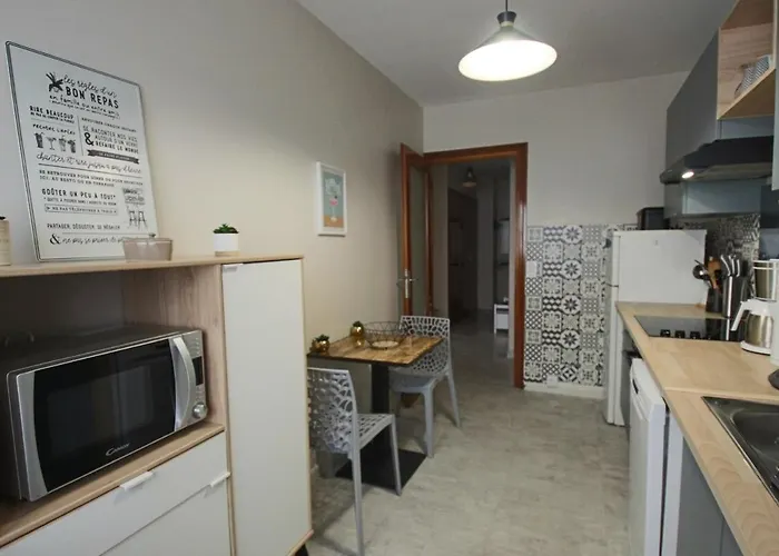 T2 55 M2 Et Garage Lägenhet *