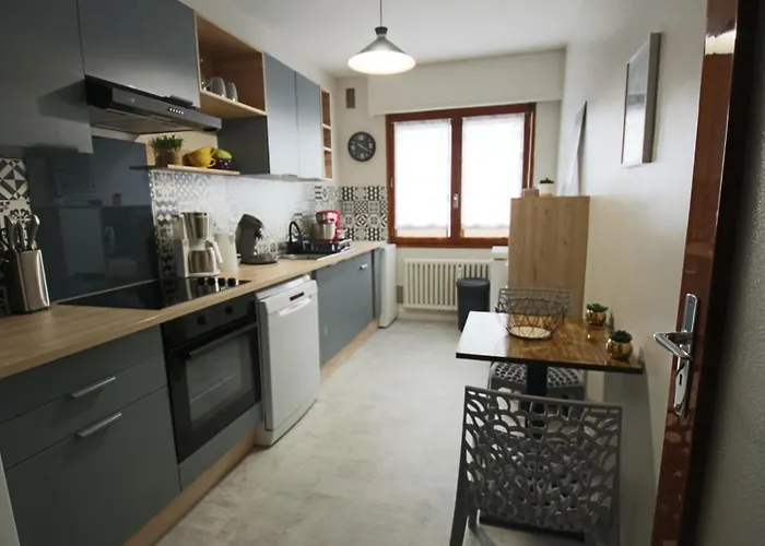 T2 55 M2 Et Garage Apartment